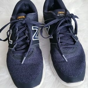 New balance  WOMEN'S 7